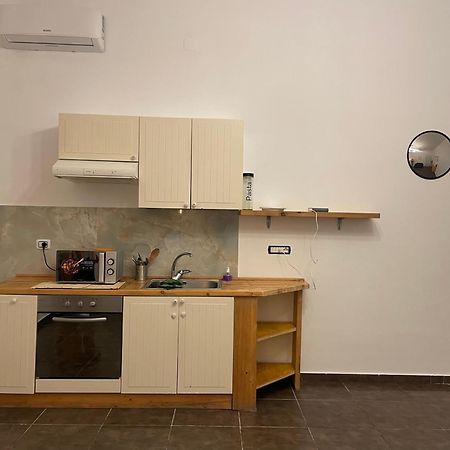 Chez Deca Hotel เนเปิลส์ ภายนอก รูปภาพ